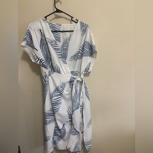 •SHEIN faux wrap dress NWOT OXL